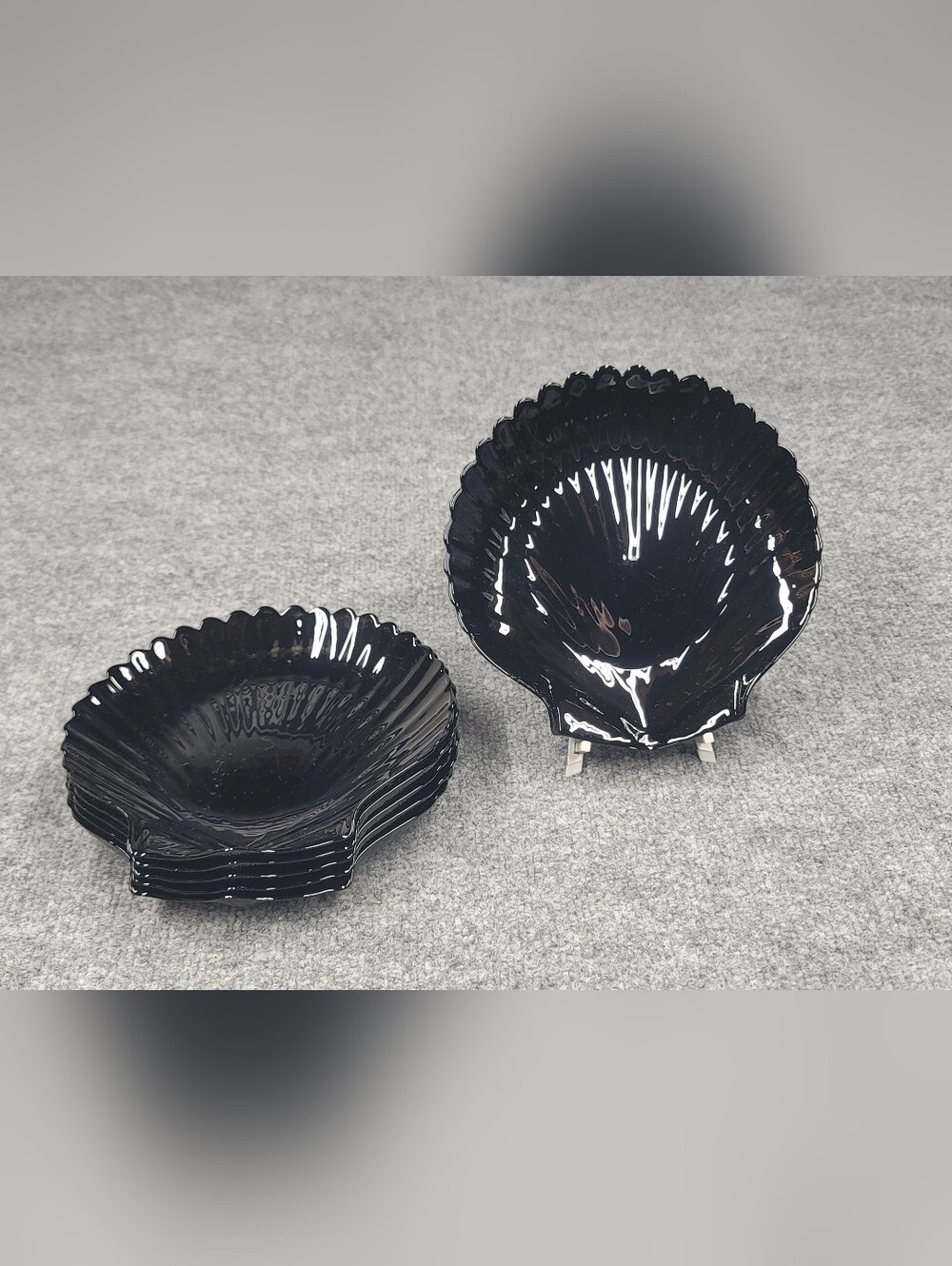 Vintage Arcoroc Set Of 6 "BLACK SHELL" France Glass Dessert Plates 8" x 8" MCM
